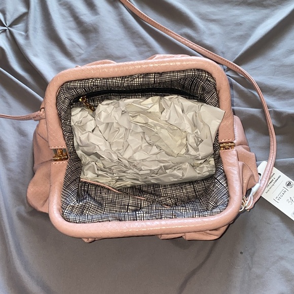 Purse - Picture 4 of 6